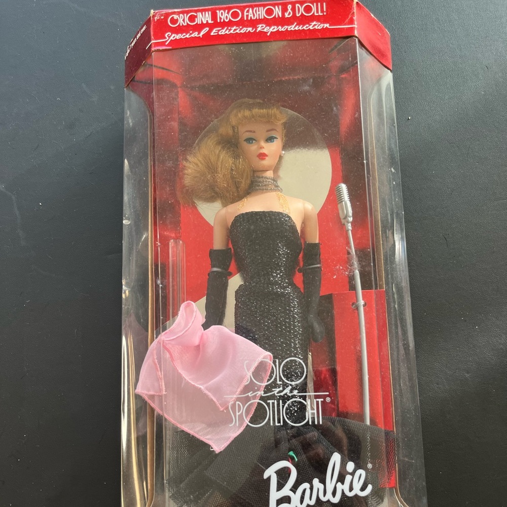 1994 Solo in the Spotlight Reproduction Barbie Blonde hairl